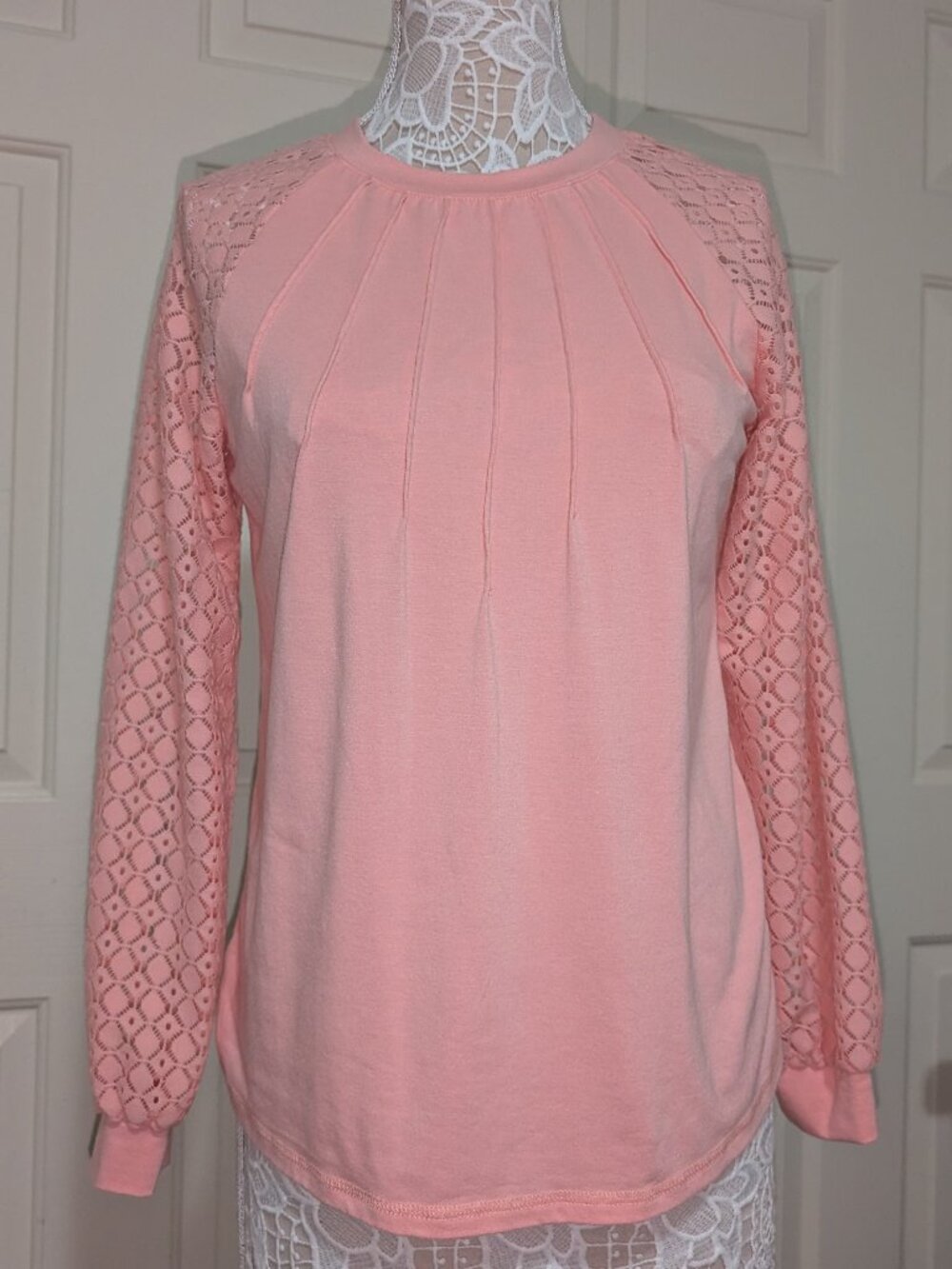 Sunbay Pink Pleated Crew Neck Blouse Lace Long Sleeve Small